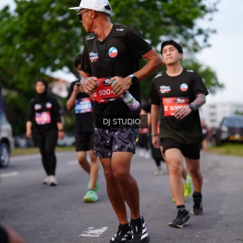Runner Photo 3926715