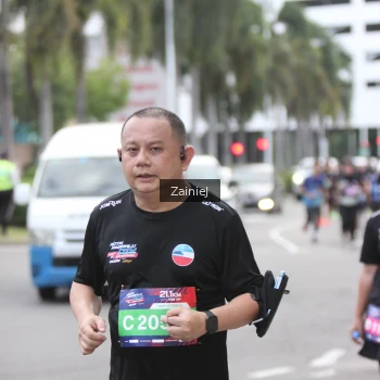 Runner Photo 3926717
