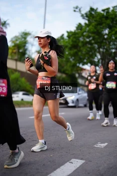 Runner Photo 3926736
