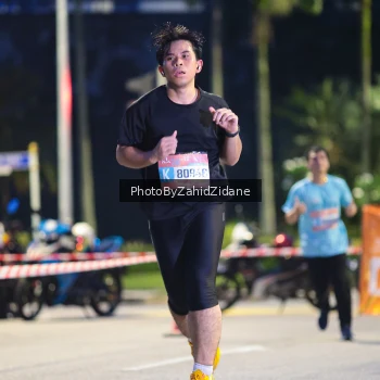 Runner Photo 3926758