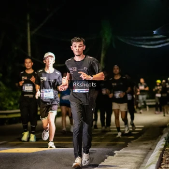 Runner Photo 3926860