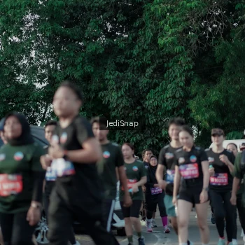 Runner Photo 3926878