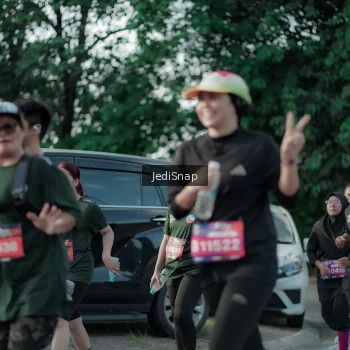 Runner Photo 3926901