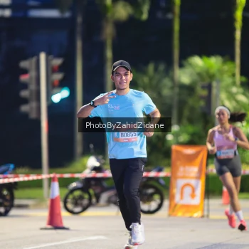 Runner Photo 3926925