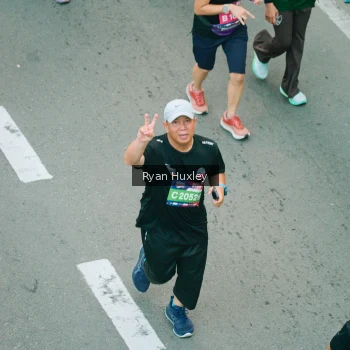 Runner Photo 3927123
