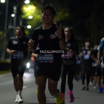 Runner Photo 3927249