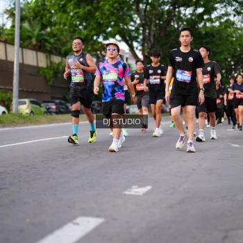 Runner Photo 3927455