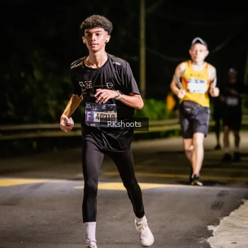 Runner Photo 3927691