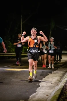 Runner Photo 3927915