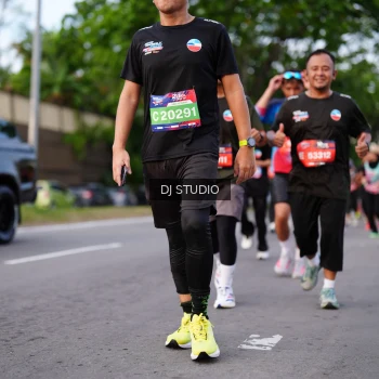 Runner Photo 3928003