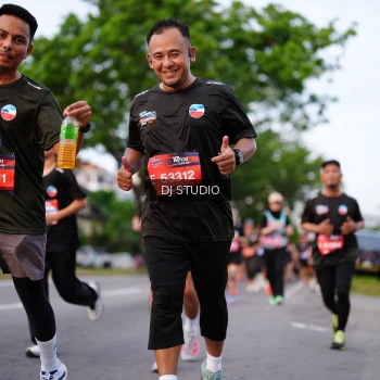 Runner Photo 3928025