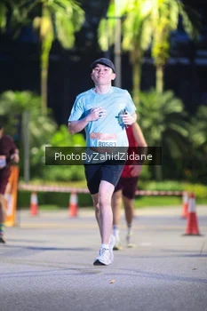 Runner Photo 3928305
