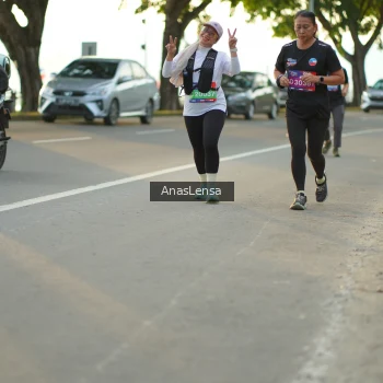 Runner Photo 3928370