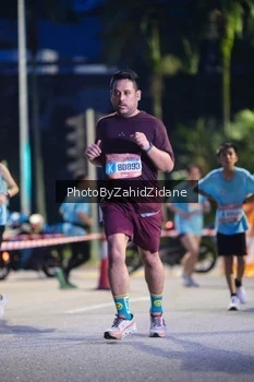 Runner Photo 3928378