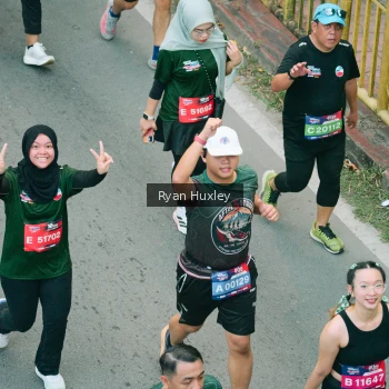 Runner Photo 3928800