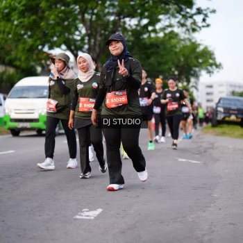 Runner Photo 3928873