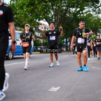 Runner Photo 3928945