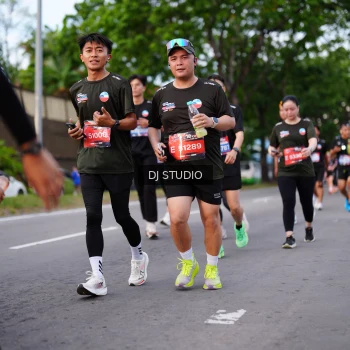 Runner Photo 3928965