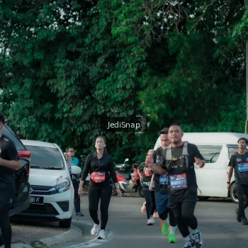 Runner Photo 3929260