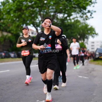 Runner Photo 3929324