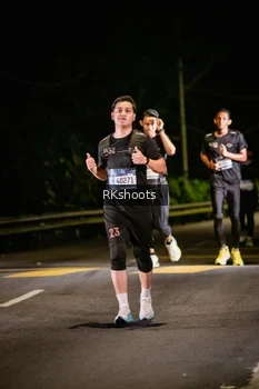 Runner Photo 3929335