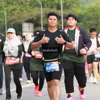 Runner Photo 3929516