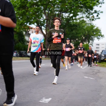 Runner Photo 3929530