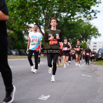 Runner Photo 3929552