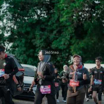 Runner Photo 3929581