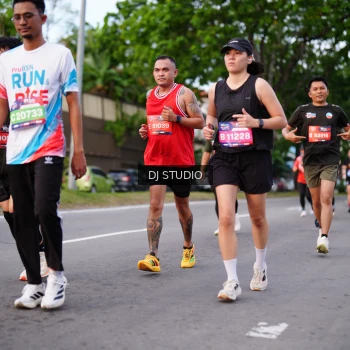 Runner Photo 3929606