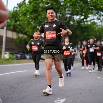 Runner Photo 3929655