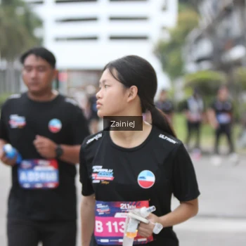 Runner Photo 3930001