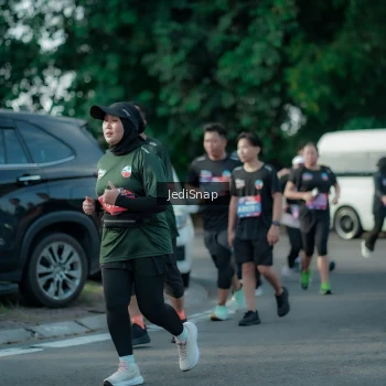 Runner Photo 3930017