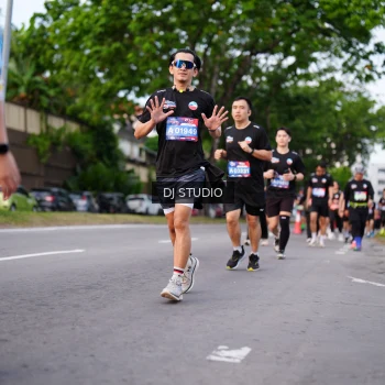 Runner Photo 3930020