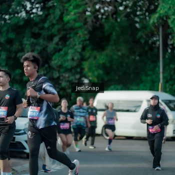 Runner Photo 3930133