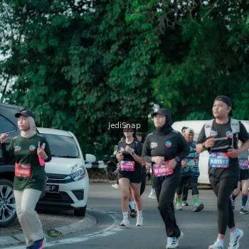 Runner Photo 3930171