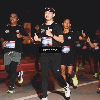 Runner Photo 3930192