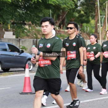 Runner Photo 3930301