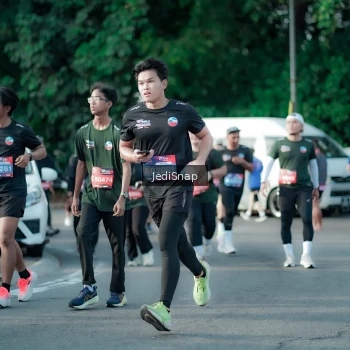 Runner Photo 3930343