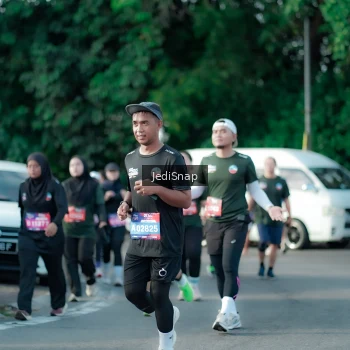 Runner Photo 3930383