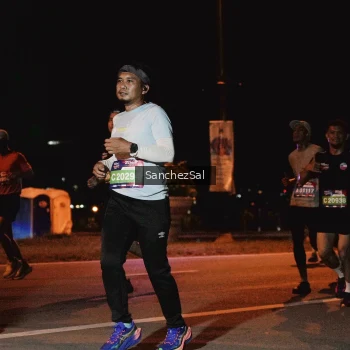 Runner Photo 3930536