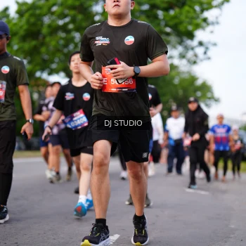 Runner Photo 3930565