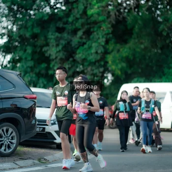 Runner Photo 3930596