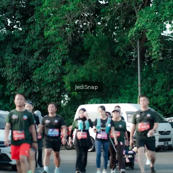 Runner Photo 3930599
