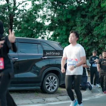Runner Photo 3930819