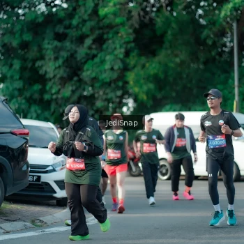 Runner Photo 3930915