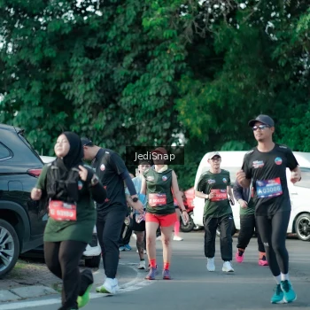 Runner Photo 3930956