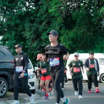 Runner Photo 3930988