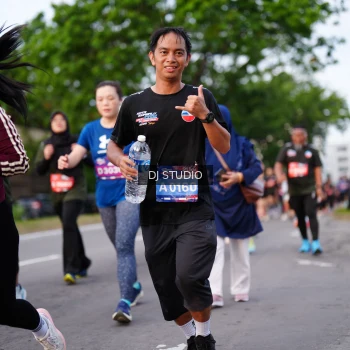 Runner Photo 3930997