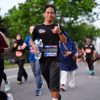 Runner Photo 3931004